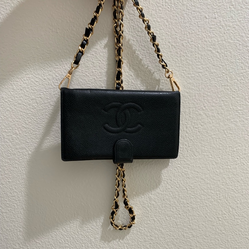 Chanel black caviar woc wallet on chain